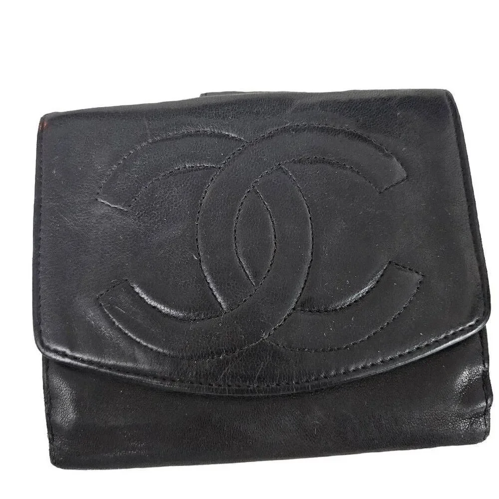Chanel wallet